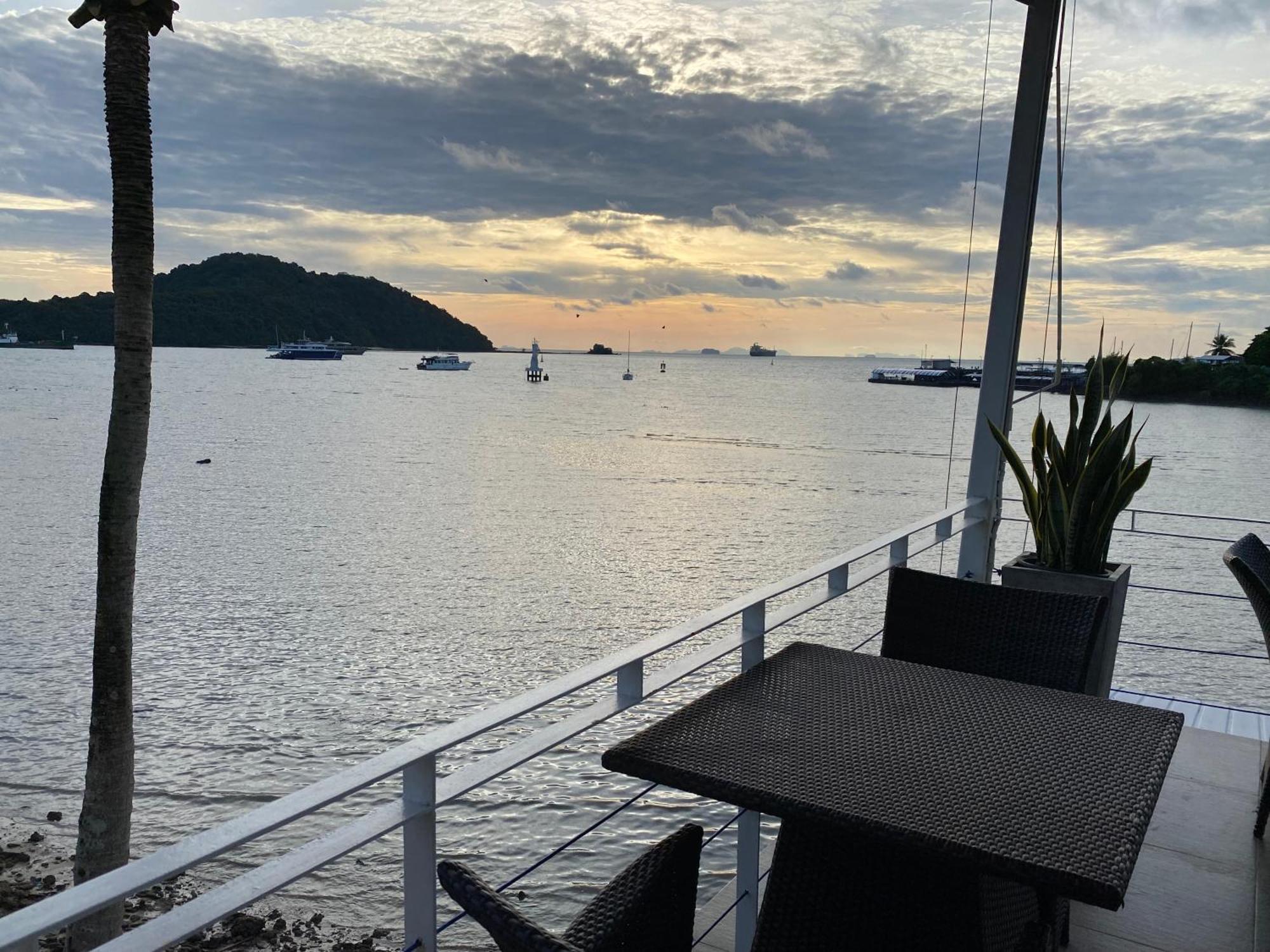 Hotel Phuket Boat Quay Panwa Beach Exterior foto