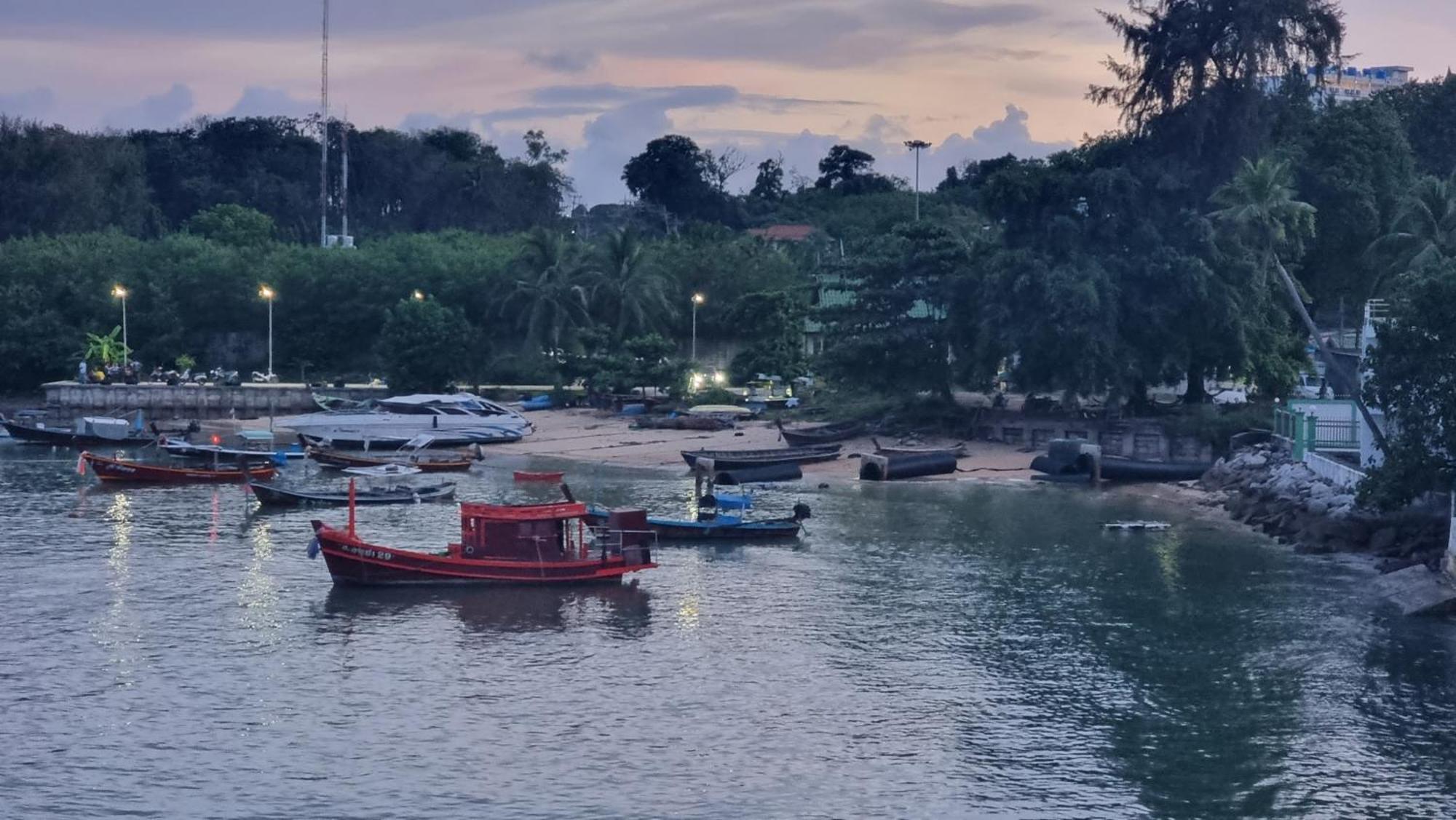 Hotel Phuket Boat Quay Panwa Beach Exterior foto